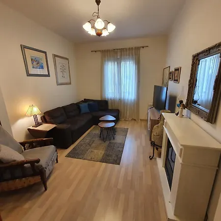 Neda Apartment