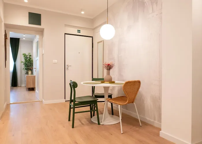 Neda شقة سبليت