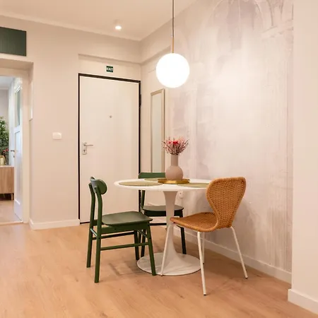 Neda Apartment Split